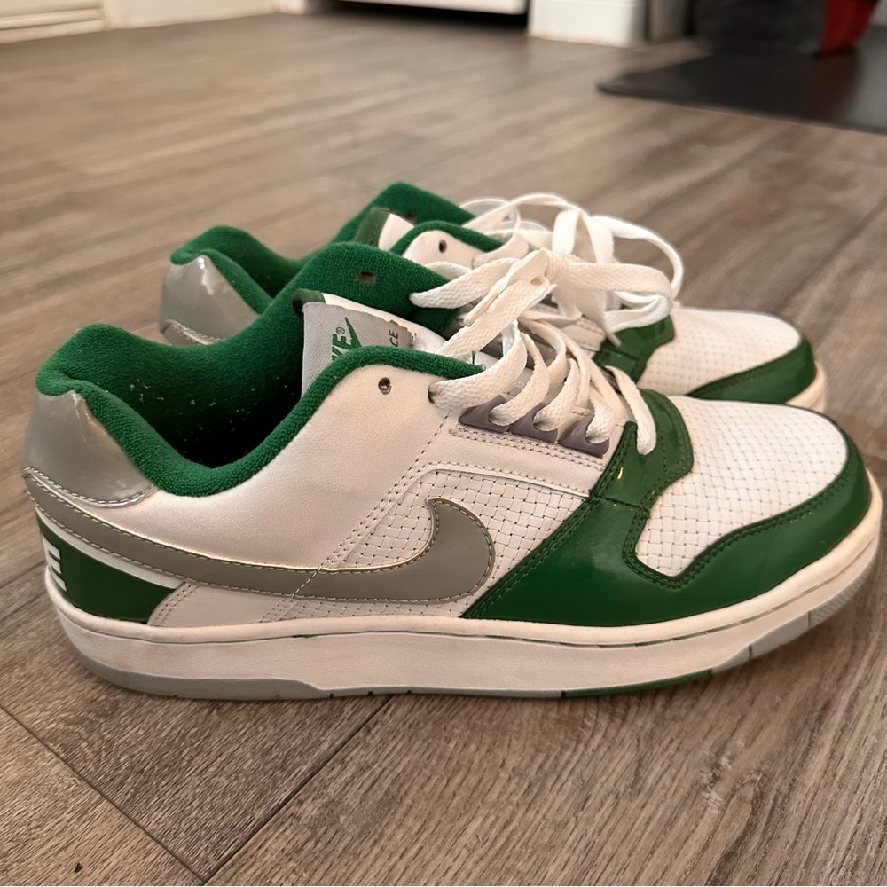 Nike Air Delta Force Size 10 vintage RARE